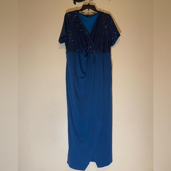 GXDS Dresses & Skirts - GXDS Women’s Elegant Blue Sequin Wrap Dress Size2XL